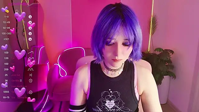 Snapshot of Ketrin_Jones chatting on June 6, 10:20 am Ketrin Jones online show from June 6, 10:20 am