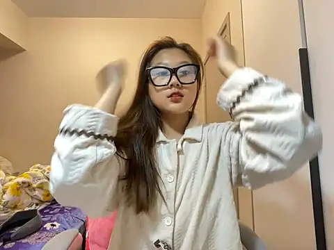 xena0501 online show from February 22, 6:57 am