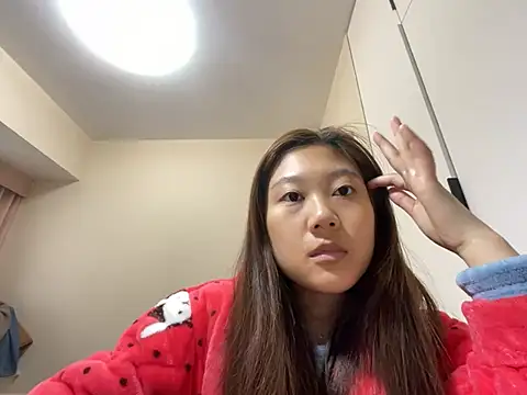 xena0501 online show from March 17, 8:06 am