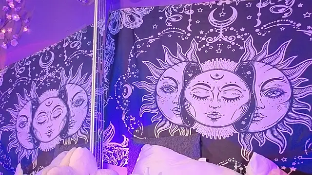 Gaia Gatex online show from December 22, 12:35 pm