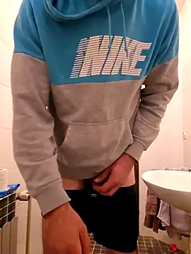 Snapshot of Bababuji2024 chatting on April 9, 8:20 am Bababuji2024 online show from April 9, 8:20 am