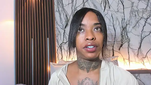 Pauline Fox online show from February 25, 12:42 am