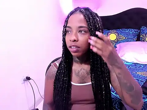 Pauline Fox online show from April 29, 2:48 am