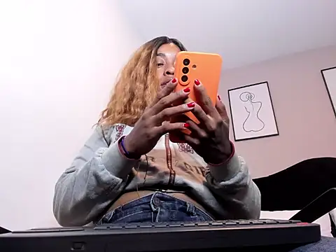 Pauline Fox online show from June 9, 2:34 am