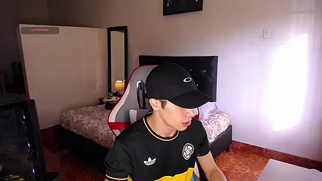 santiago cutex online show from June 22, 12:13 pm