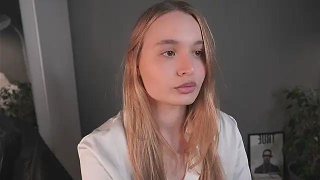 lisa schiele online show from November 23, 8:41 pm