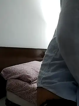 alicepavia22 online show from November 11, 5:02 pm