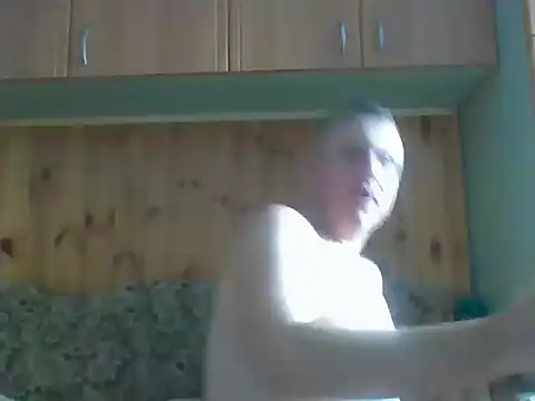 Snapshot of Maksymilian1 chatting on October 25, 10:34 am Maksymilian1 online show from October 25, 10:34 am