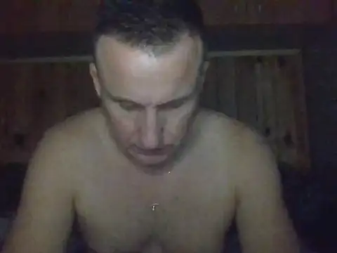 Snapshot of Maksymilian1 chatting on November 16, 4:01 pm Maksymilian1 online show from November 16, 4:01 pm