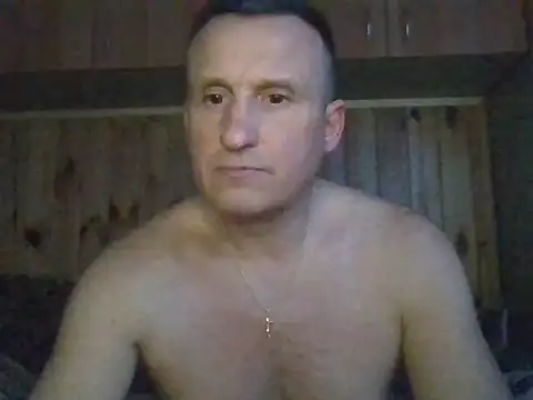 Snapshot of Maksymilian1 chatting on December 19, 8:16 pm Maksymilian1 online show from December 19, 8:16 pm