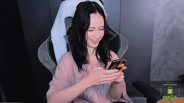 Snapshot of zaebali_ chatting on November 15, 2:42 am zaebali online show from November 15, 2:42 am