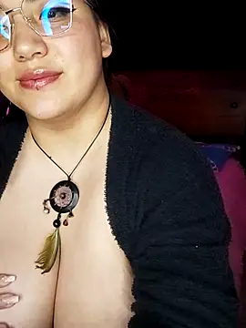 Snapshot of kittenFreyja_ chatting on October 10, 10:31 pm kittenFreyja  online show from October 10, 10:31 pm