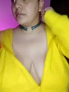 Snapshot of kittenFreyja_ chatting on November 20, 9:36 pm kittenFreyja online show from November 20, 9:36 pm