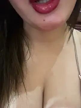 oryanna sex online show from April 25, 1:41 pm