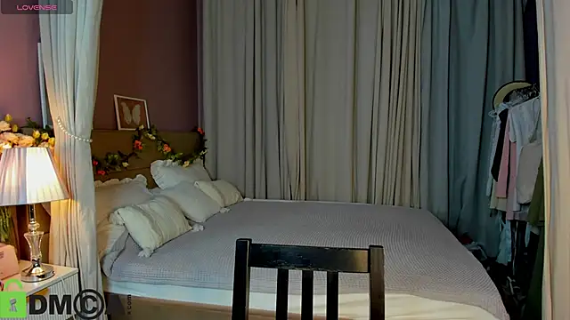 Snapshot of Agnes_Wells chatting on November 2, 9:22 am Agnes Wells online show from November 2, 9:22 am