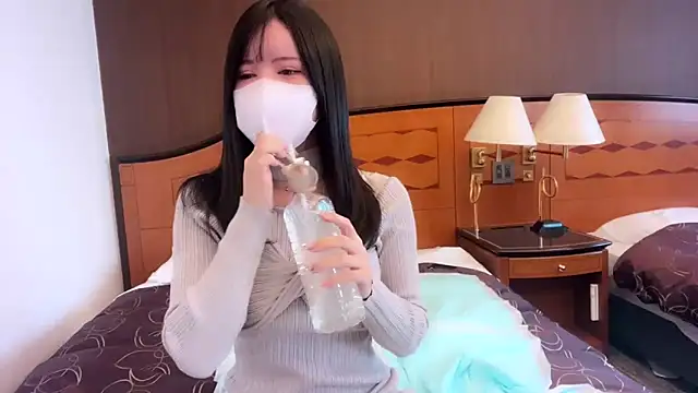 moemilk online show from March 5, 12:17 am