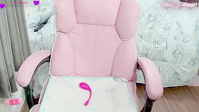 Snapshot of Cindy_Cutiegirl chatting on July 9, 10:25 pm Cindy Cutiegirl online show from July 9, 10:25 pm