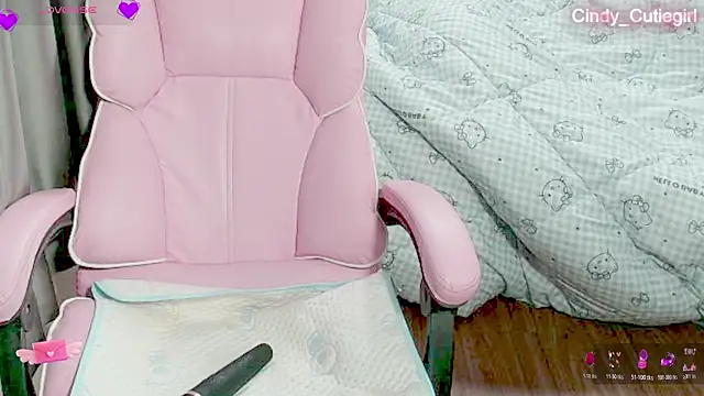 Snapshot of Cindy_Cutiegirl chatting on July 28, 10:20 pm Cindy Cutiegirl online show from July 28, 10:20 pm