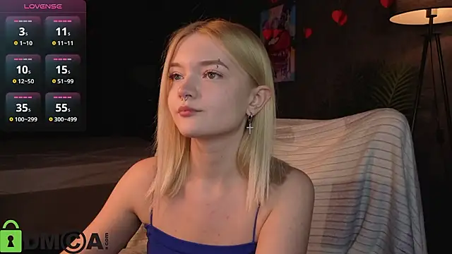 Snapshot of Carrie_Foster chatting on March 7, 2:03 pm Carrie Foster online show from March 7, 2:03 pm