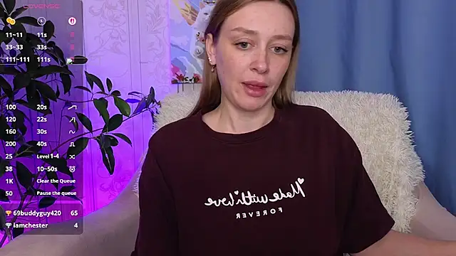 evashiny  online show from May 3, 3:34 am