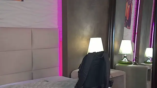 Snapshot of AriWild chatting on September 21, 4:14 am AriWild online show from September 21, 4:14 am