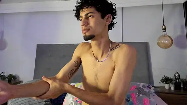 Chris Angel  online show from February 14, 3:58 am