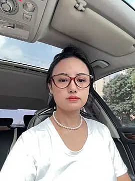 Snapshot of wen521 chatting on September 14, 2:33 am wen521 online show from September 14, 2:33 am