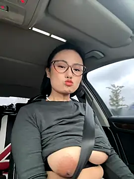 Snapshot of wen521 chatting on October 10, 12:09 am wen521 online show from October 10, 12:09 am