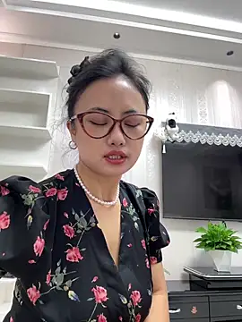 Snapshot of wen521 chatting on October 18, 7:31 am wen521 online show from October 18, 7:31 am