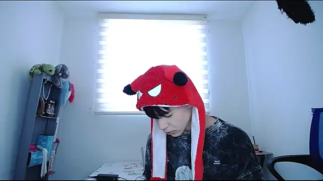 lucky stricke online show from October 3, 7:22 pm