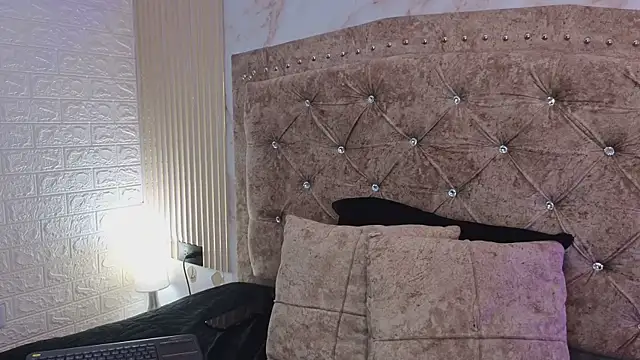 AnastasiaColeman online show from June 10, 7:57 pm