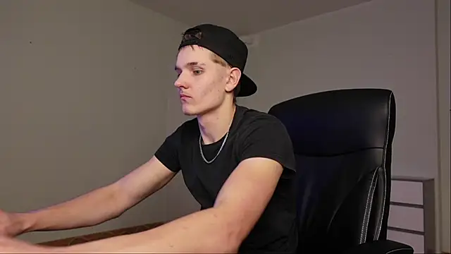 Mark Karson online show from October 22, 8:19 pm