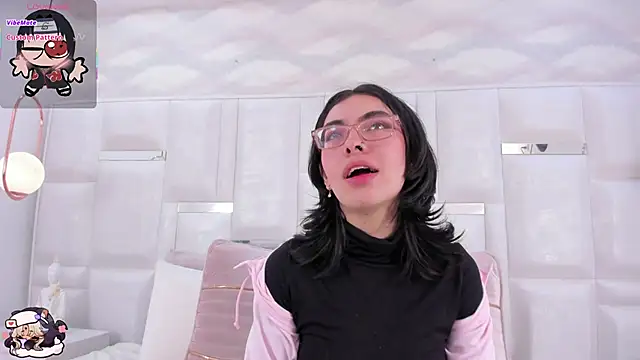 Snapshot of Im_Molly_Angel chatting on November 6, 8:32 pm Im Molly Angel online show from November 6, 8:32 pm