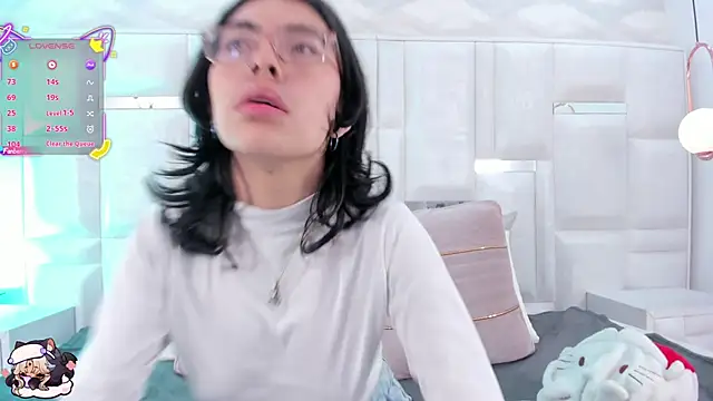 Snapshot of Im_Molly_Angel chatting on November 23, 1:33 pm Im Molly Angel online show from November 23, 1:33 pm