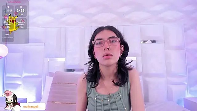 Snapshot of Im_Molly_Angel chatting on December 1, 8:25 pm Im Molly Angel online show from December 1, 8:25 pm
