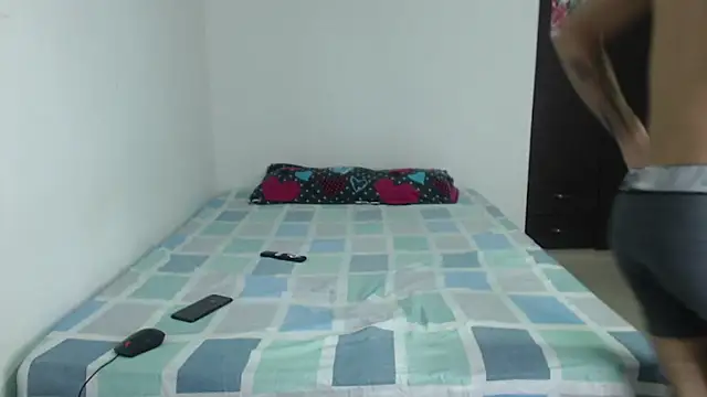 Snapshot of nextboywell1 chatting on November 23, 11:48 pm nextboywell1 online show from November 23, 11:48 pm