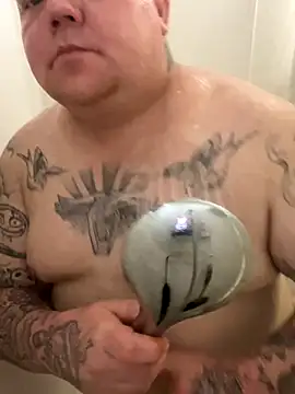 Snapshot of GingerSnap4444 chatting on October 22, 4:24 am GingerSnap4444 online show from October 22, 4:24 am