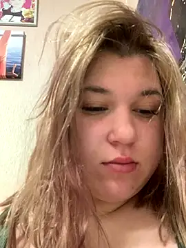 Snapshot of Kemeli008 chatting on September 28, 2:50 am Kemeli008 online show from September 28, 2:50 am