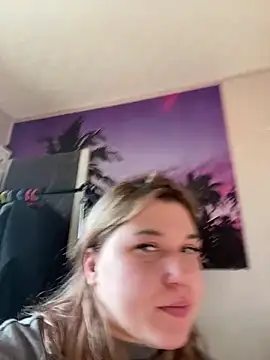 Snapshot of Kemeli008 chatting on October 1, 9:48 am Kemeli008 online show from October 1, 9:48 am