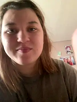 Snapshot of Kemeli008 chatting on October 6, 10:23 am Kemeli008 online show from October 6, 10:23 am