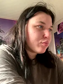 Snapshot of Kemeli008 chatting on November 14, 10:25 am Kemeli008 online show from November 14, 10:25 am