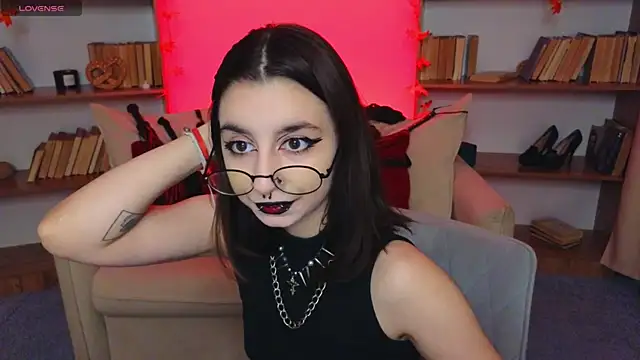 Mistress  Marcelline online show from October 3, 10:01 am