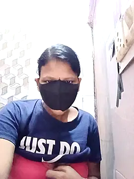 Snapshot of varnika chatting on October 9, 11:52 am varnika online show from October 9, 11:52 am