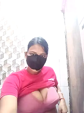 Snapshot of varnika chatting on December 18, 8:09 am varnika online show from December 18, 8:09 am