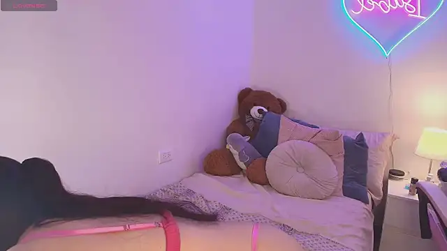 IsabelCortes online show from October 10, 10:31 pm