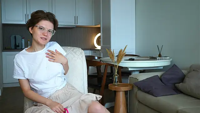 EdlinGathright online show from June 25, 4:12 am