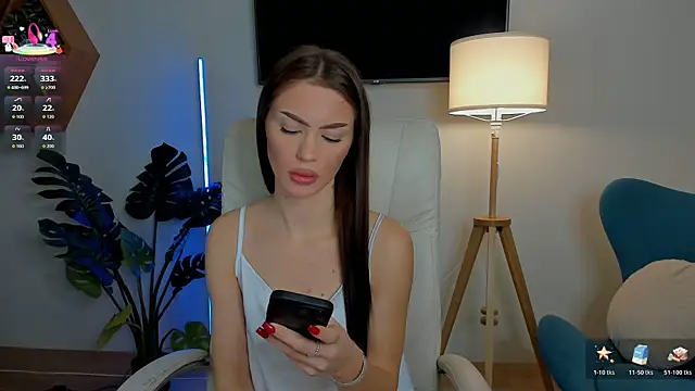 Snapshot of Cherry___Kiss chatting on October 22, 7:24 pm Cherry Kiss online show from October 22, 7:24 pm