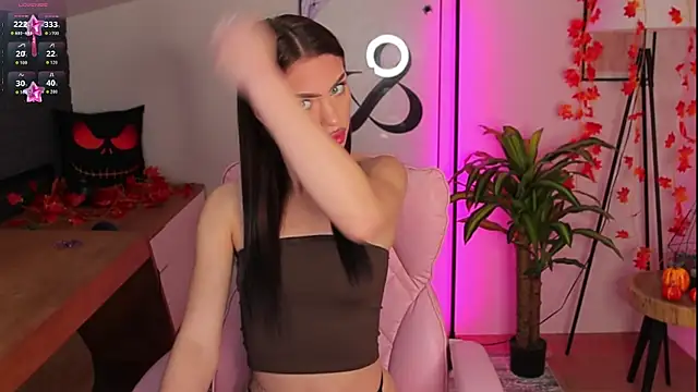 Snapshot of Cherry___Kiss chatting on October 26, 9:15 am Cherry Kiss online show from October 26, 9:15 am