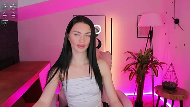 Snapshot of Cherry___Kiss chatting on November 20, 9:03 pm Cherry Kiss online show from November 20, 9:03 pm