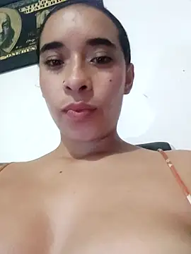 Valenn fernandez online show from May 5, 2:52 am
